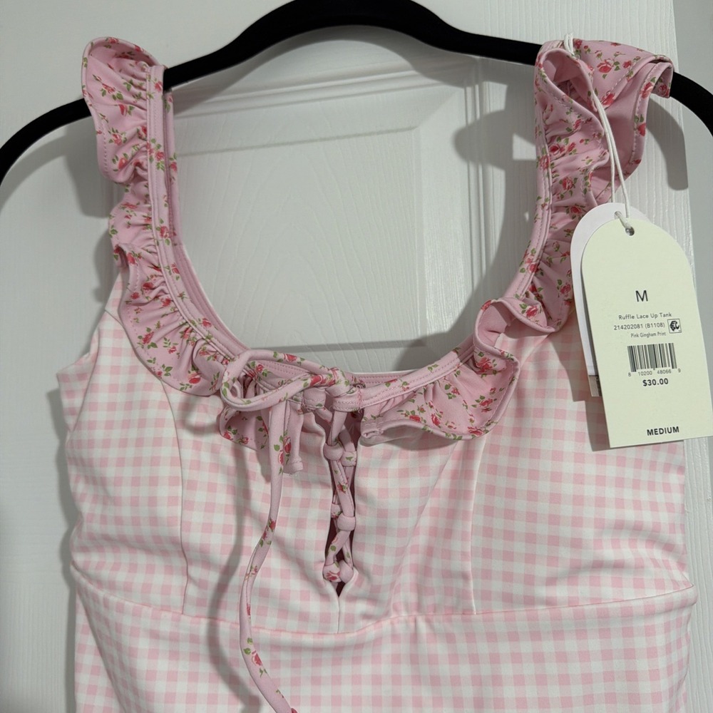 Blogilates Ruffle Lace Up Tank Pink Gingham Floral Activewear Top Medium NWT - Picture 2 of 8